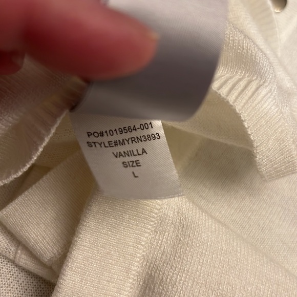 NYDJ Large Off-white Boatneck Sweater with Decorative Buttons on Back - Picture 7 of 7